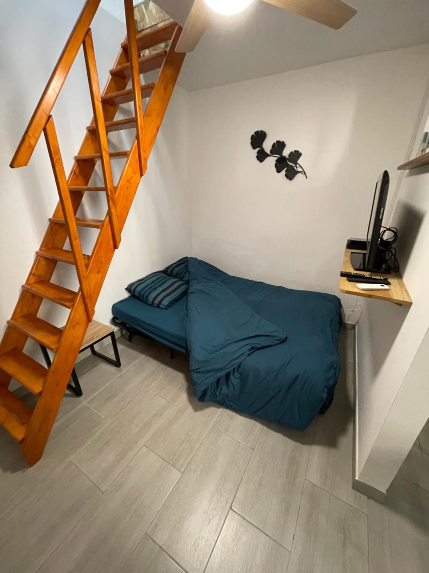 Chez Sonou , Nimes Centre Apartman Kültér fotó