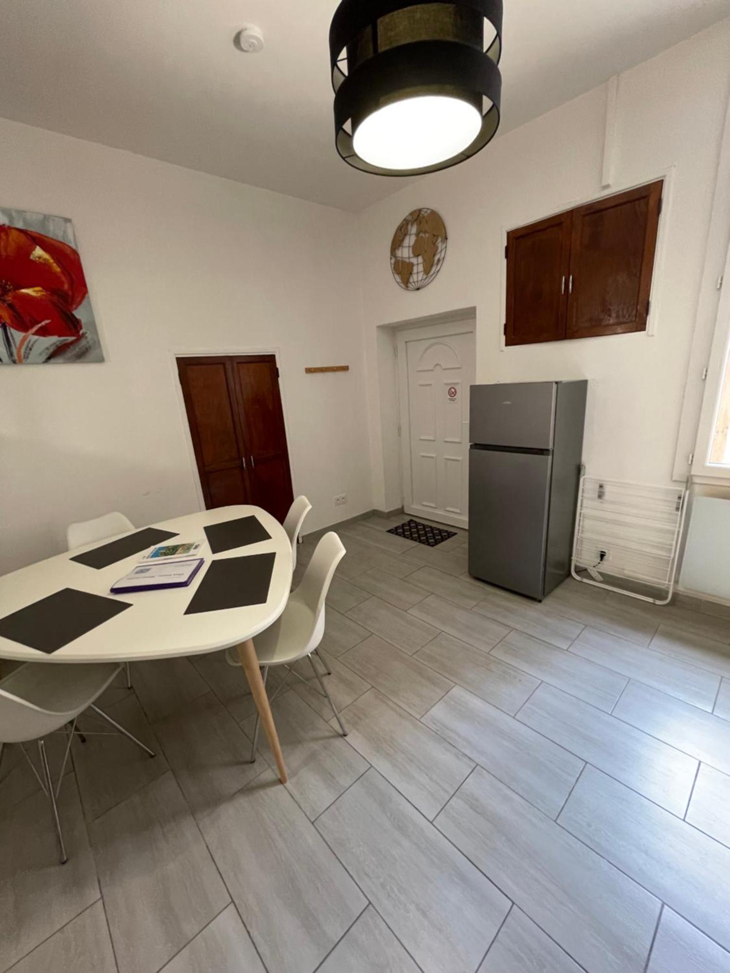 Chez Sonou , Nimes Centre Apartman Kültér fotó