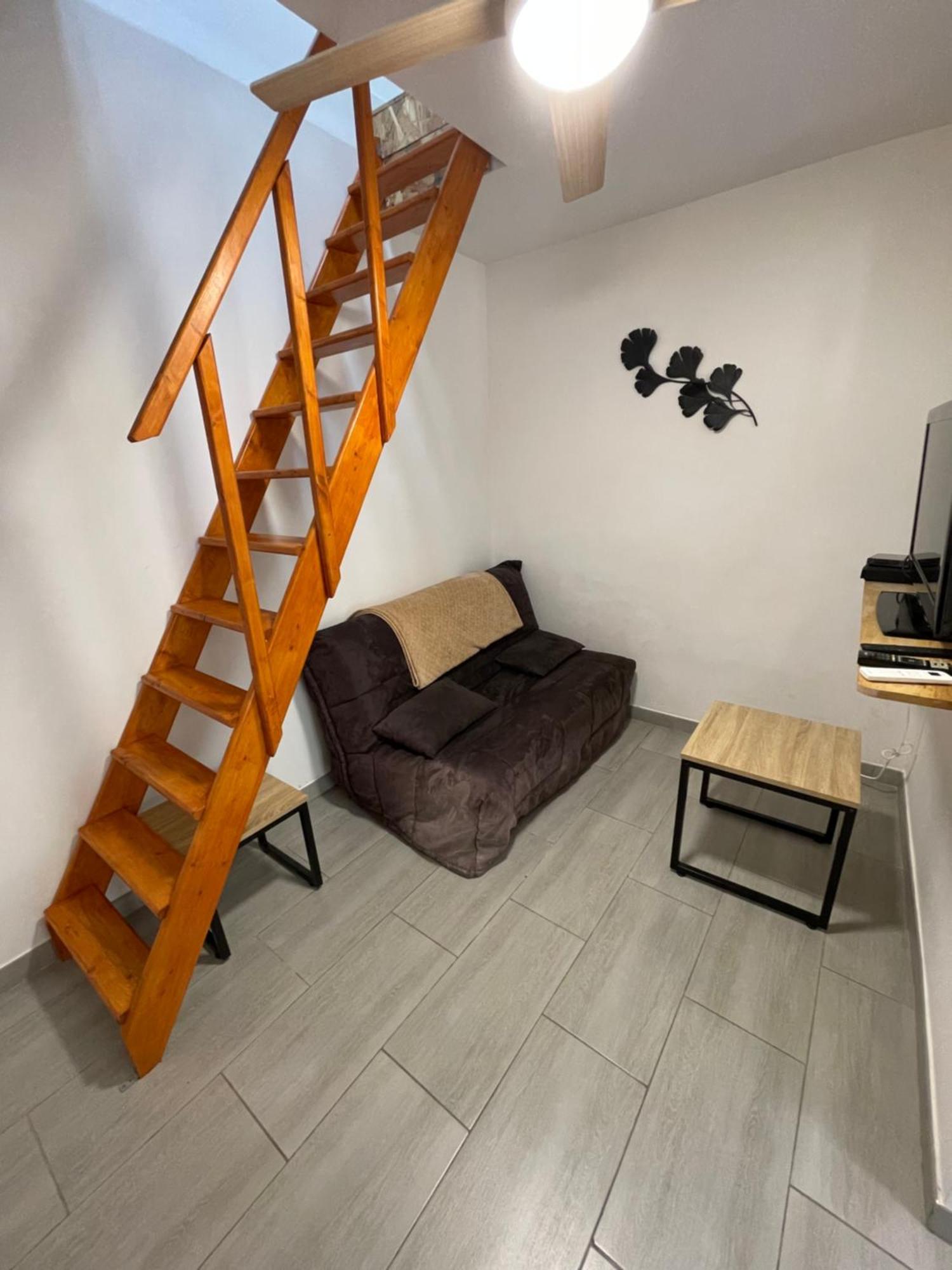 Chez Sonou , Nimes Centre Apartman Kültér fotó